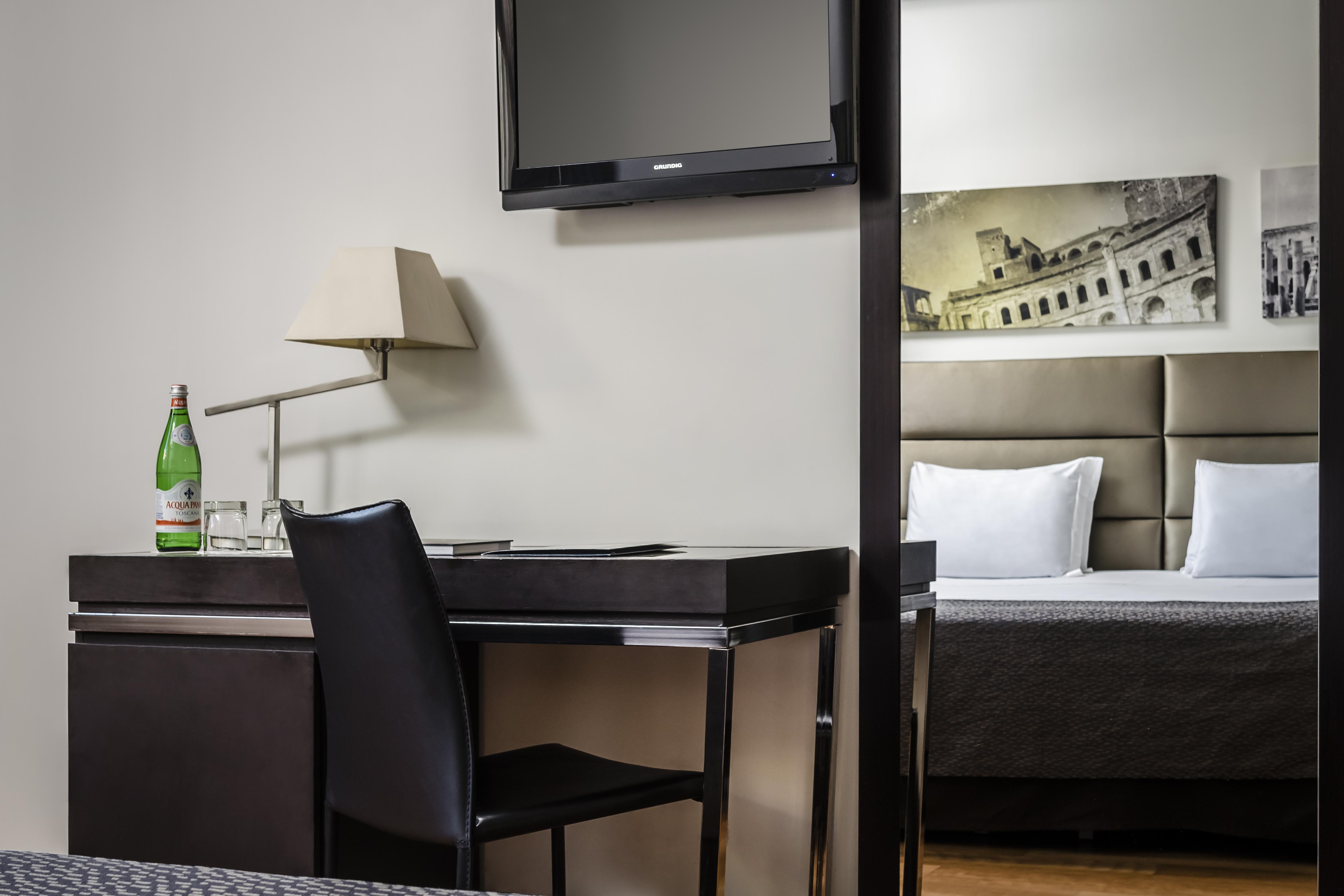 Eurostars Aeterna Hotel 4*